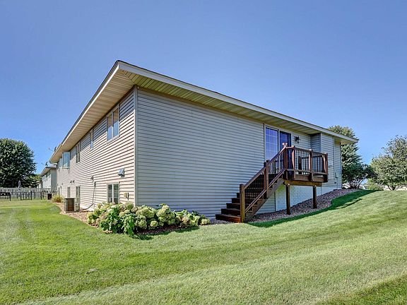 4th image of 1541 Sequoia Ln