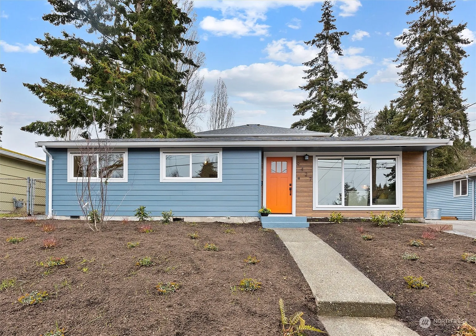 9427 8th Avenue SW photo 1