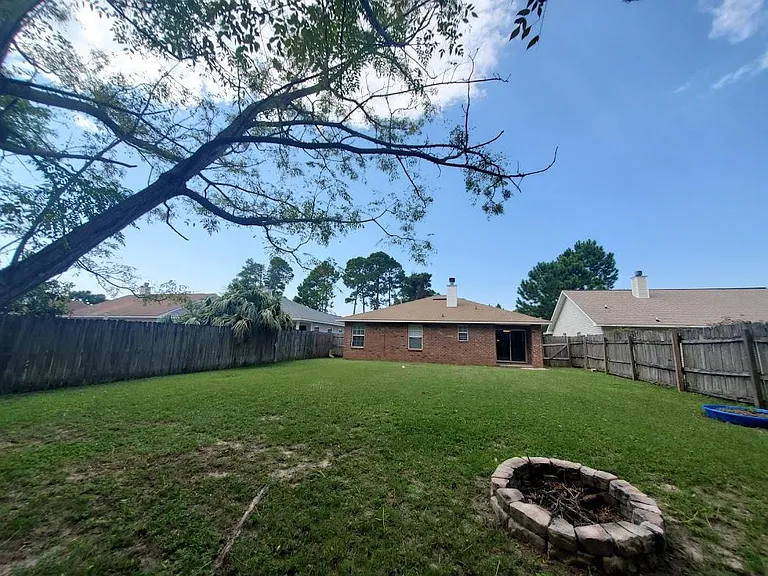 1516 Oakhill Rd — Photo 10