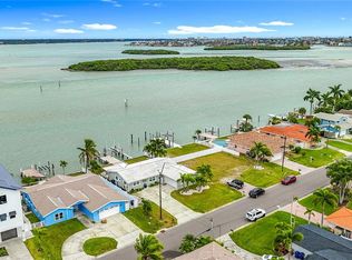 533 Johns Pass Ave, Madeira Beach, FL 33708