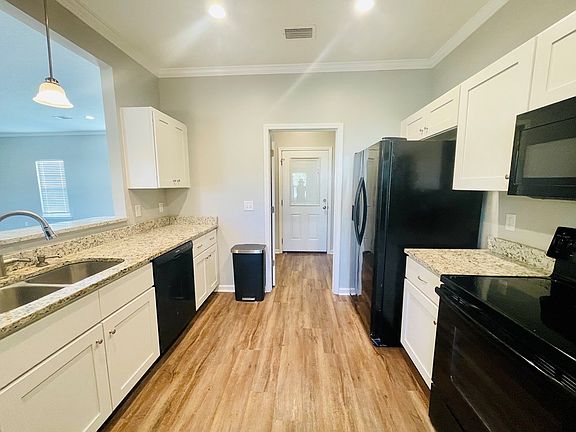 4th image of 108 Ashby Dr