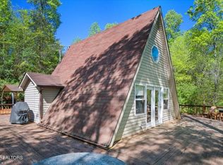 149 Sparrow Cir, Speedwell, TN 37870