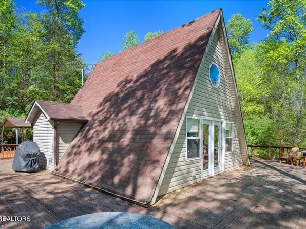 149 Sparrow Cir, Speedwell, TN 37870