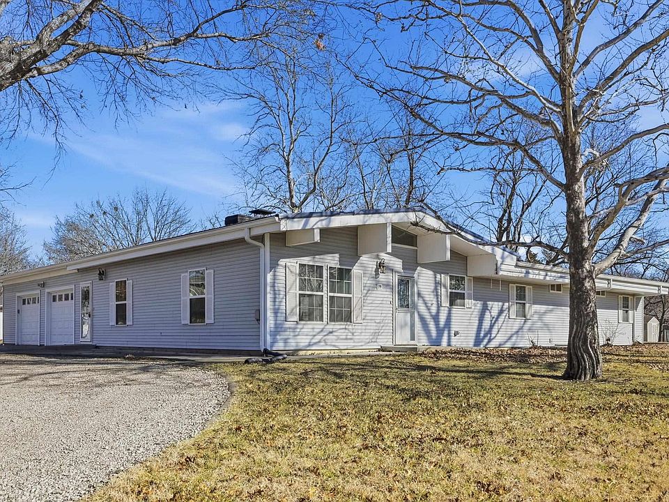 1st image of 700 Sunset Dr