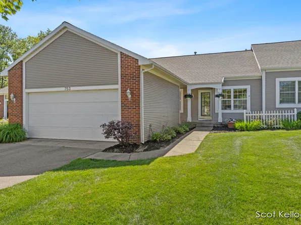 753 Strawberry Valley Ave NW, Comstock Park, MI 49321