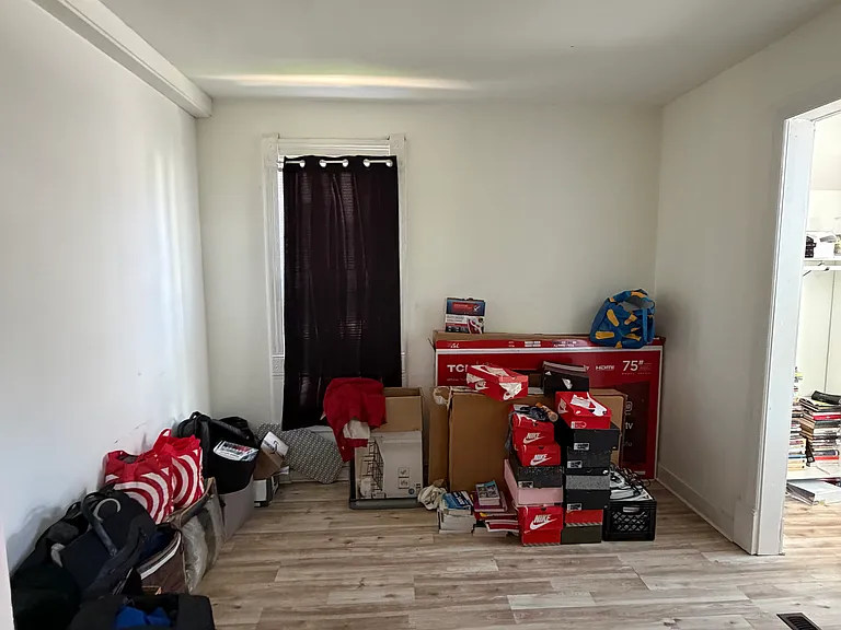 367 Howard Ave #1L — Photo 9