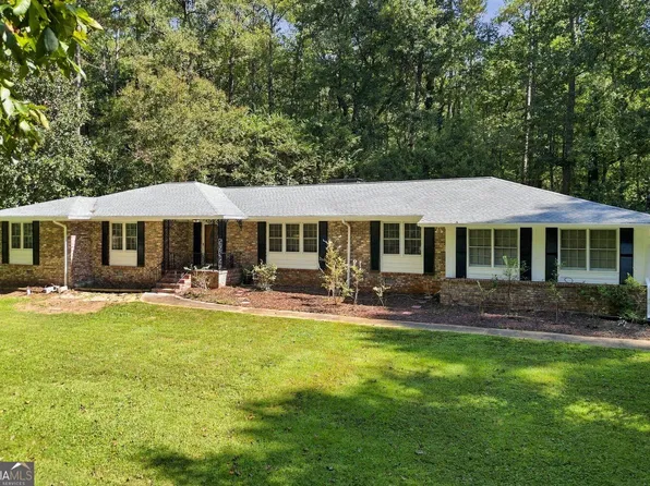 2207 Rosser Pl, Stone Mountain, GA 30087