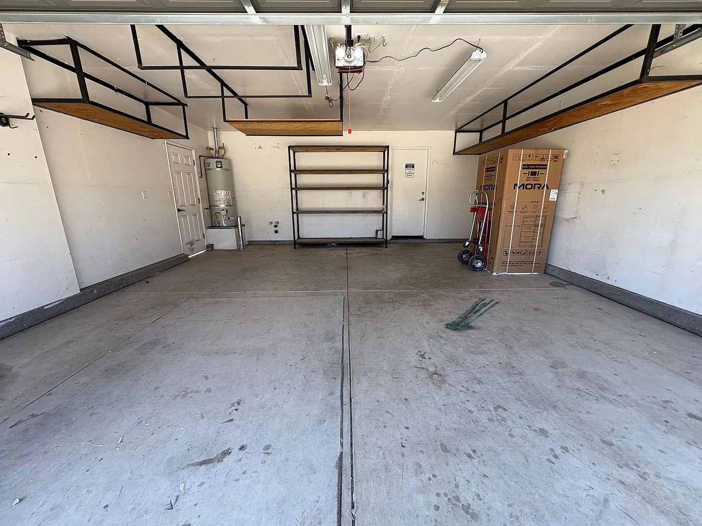 NE Visalia Home Available Now! — Photo 2