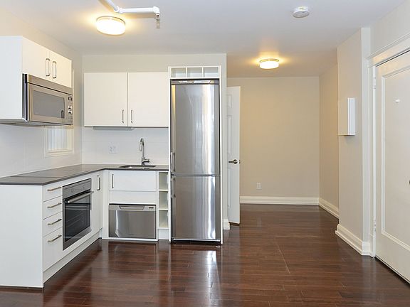 4th image of 54 Maitland St #1542737