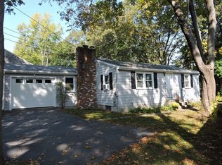14 Stacy St, Barrington, RI 02806