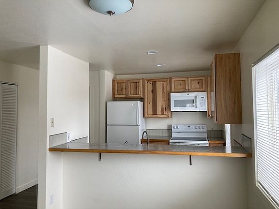 2nd image of 303 W Highland Ave #D