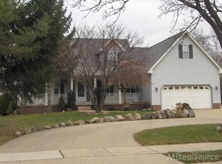 329 E Saint Clair St, Romeo, MI 48065