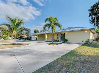 2834 New England St, Sarasota, FL 34231