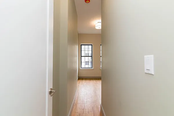 Rented by Nooklyn NYC LLC | media 51