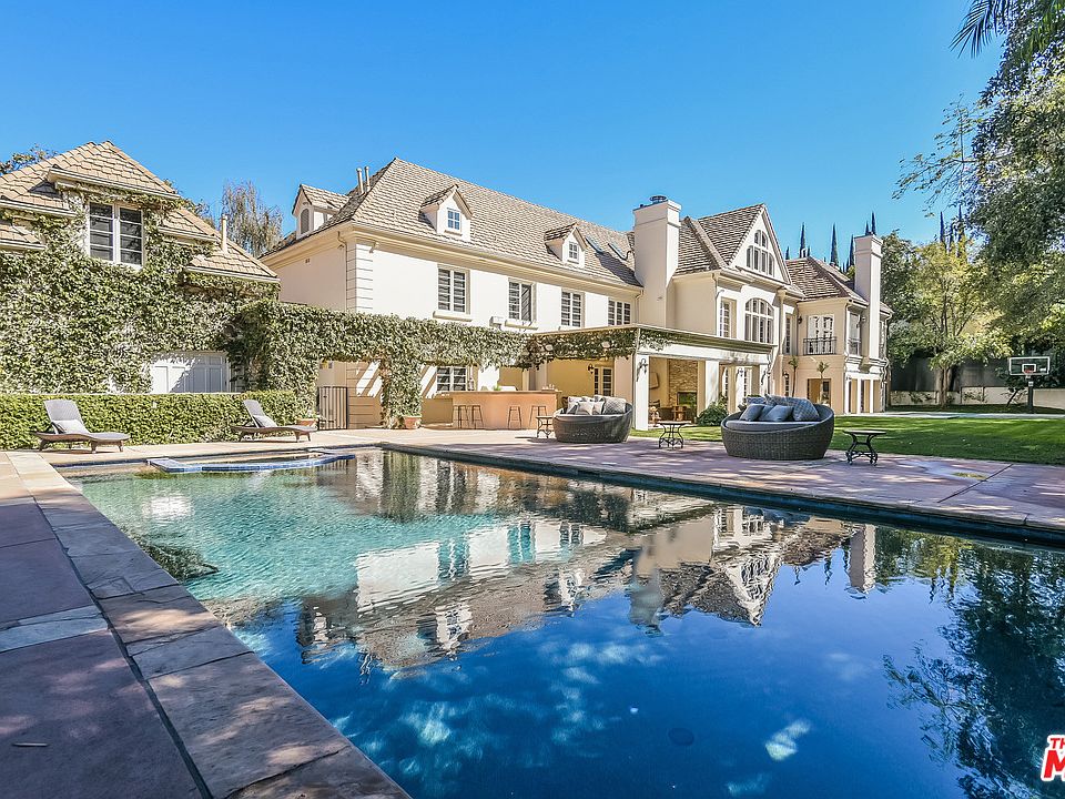 3901 Longridge Ave, Sherman Oaks, CA 91423 | Zillow