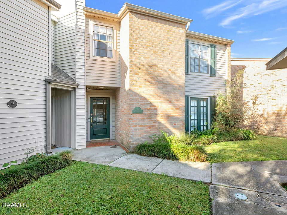 1st image of 14 Audubon Oaks Blvd