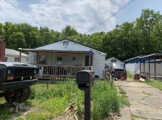406 4th St N, Saint Albans, WV 25177