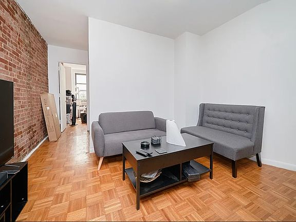 2nd image of 335 W 43rd St APT 2A