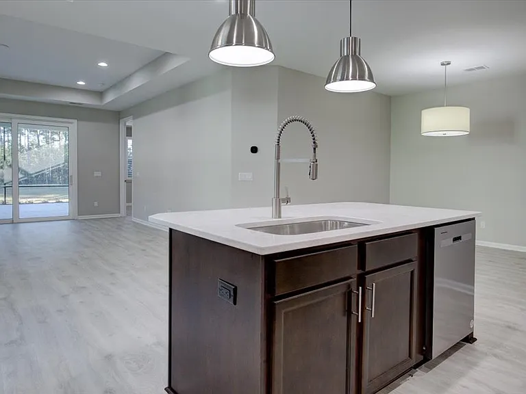 363 Harborside Dr — Photo 9