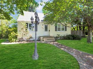 204 E 11th St, Huntington Station, NY 11746