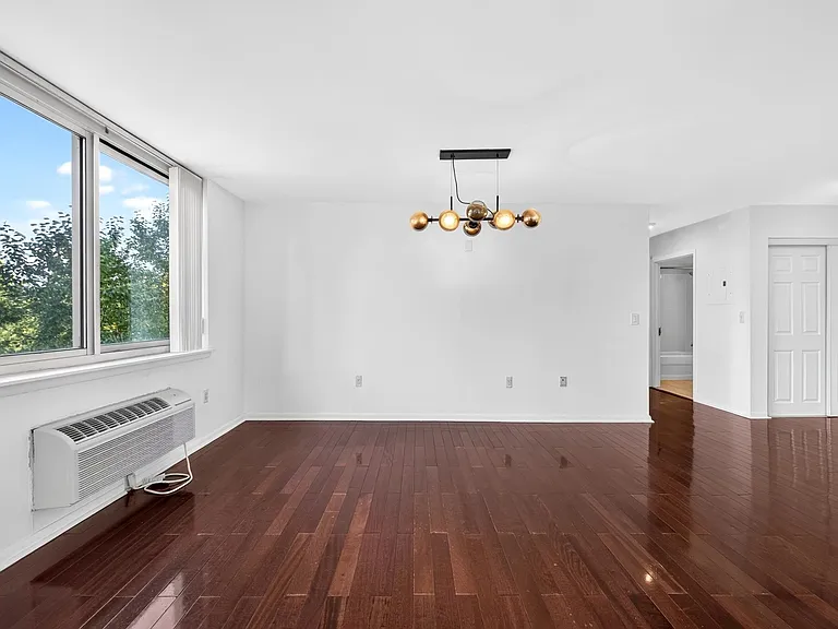 20 2nd St #403 — Photo 9