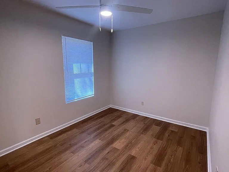 1624 Pineburr Ln — Photo 7
