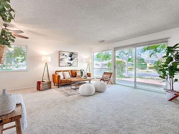 5th image of 195 Mountain Vista Circle