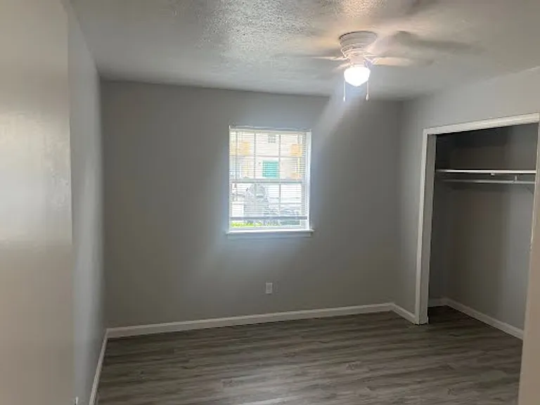 100 Pear Orchard Estates Dr — Photo 6