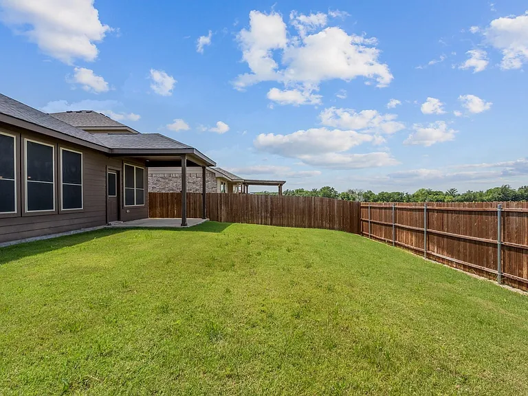 9921 Wynndel Trl — Photo 30