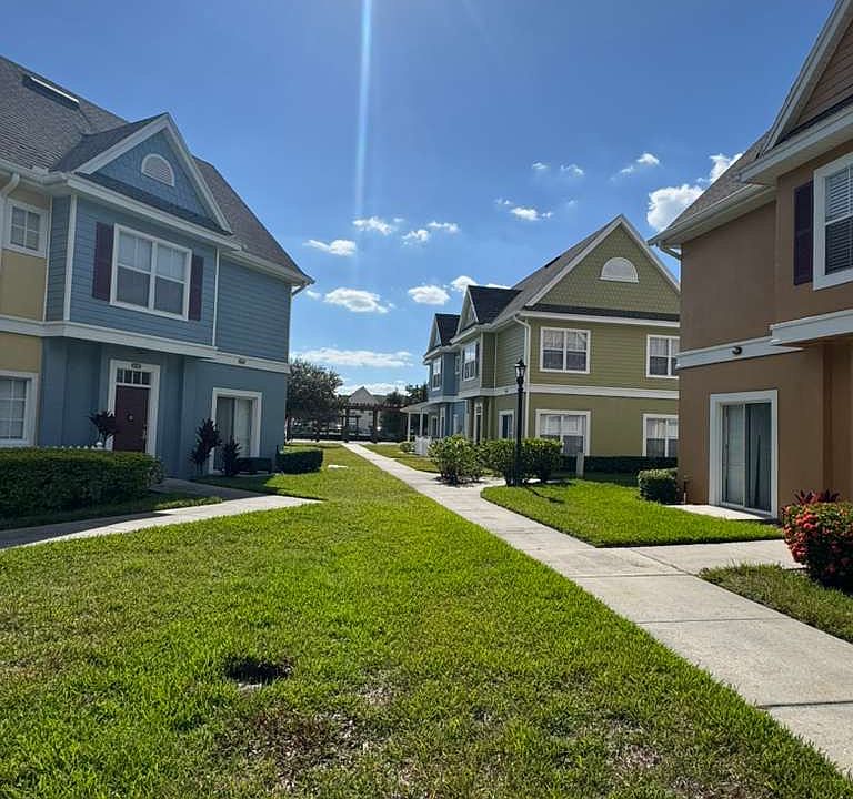 2nd image of 4010 Santa Maria Dr APT 107