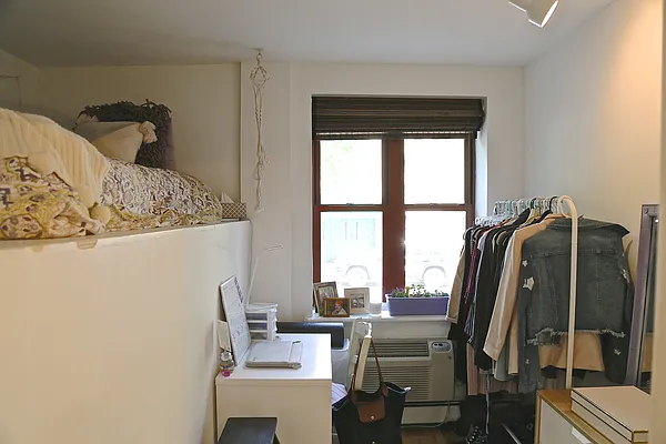 Rented by The Downtown LLC | media 94