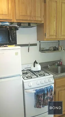 Rented by Bond New York | media 42