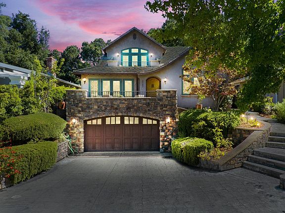 3rd image of 20283 La Paloma Ave