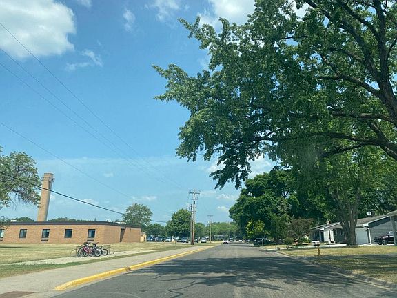 4th image of 3884 Jay Ln