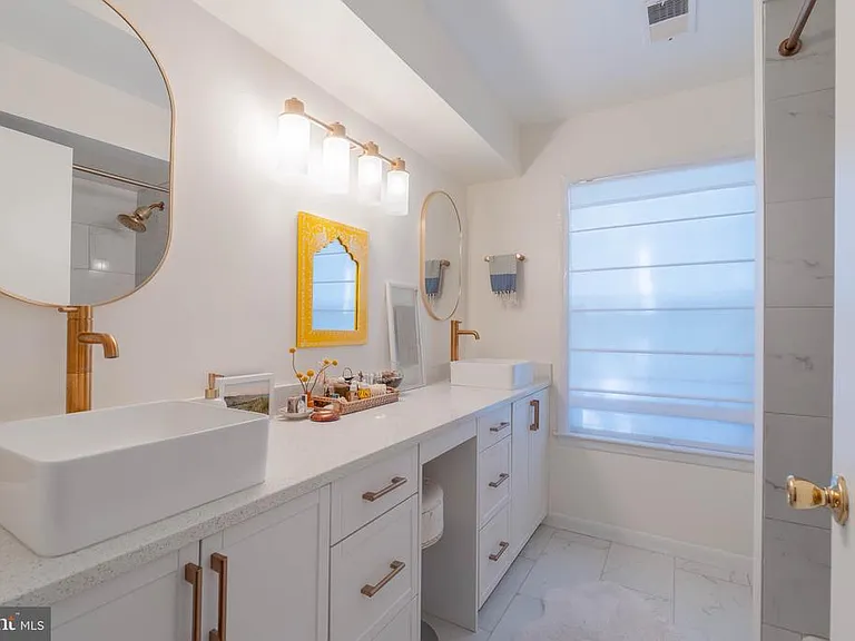 101 Lassen Ct #4 — Photo 9