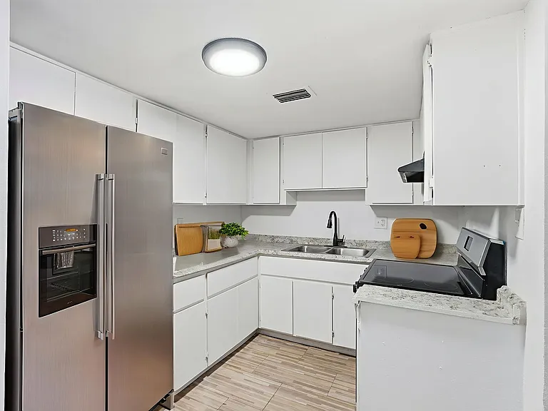 7232 N 27th Ave — Photo 30