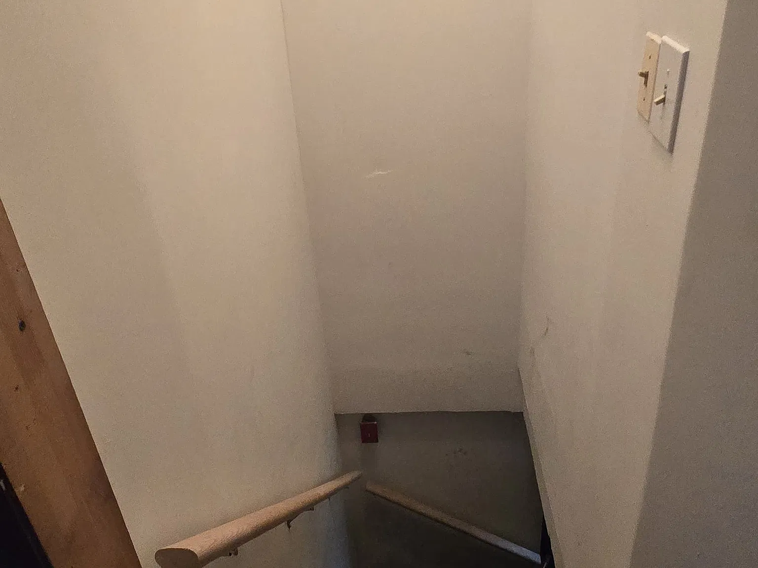 3 bed, 1050 sqft, $1,650 — Photo 2