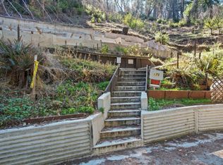 175 Knob Hill Dr, Boulder Creek, CA 95006