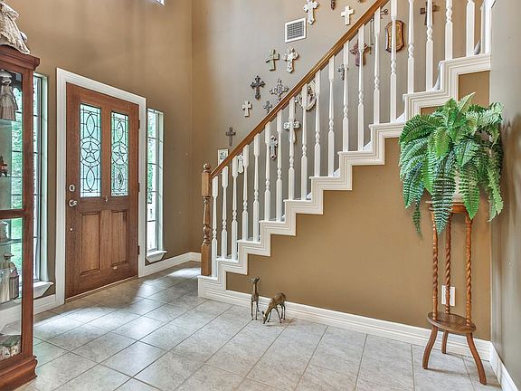 3rd image of 508 Nautica Ln