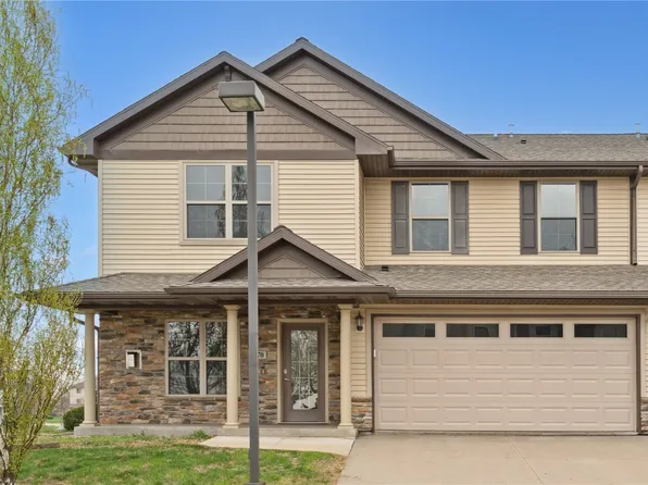 470 Churchill Dr, North Liberty, IA 52317