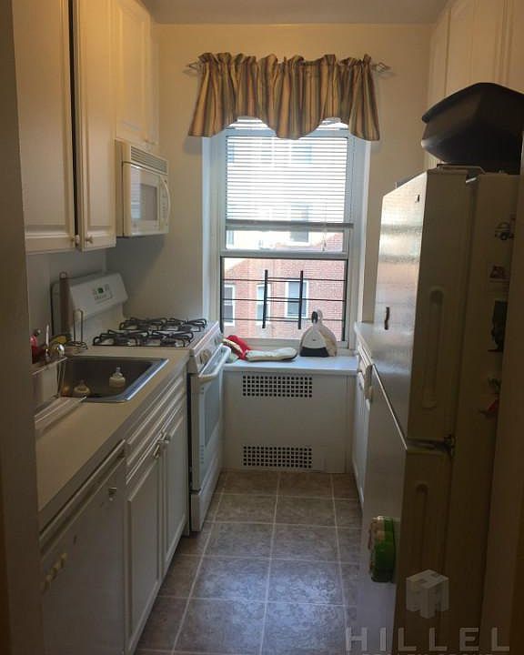 1st image of 6911 Yellowstone Blvd APT A55