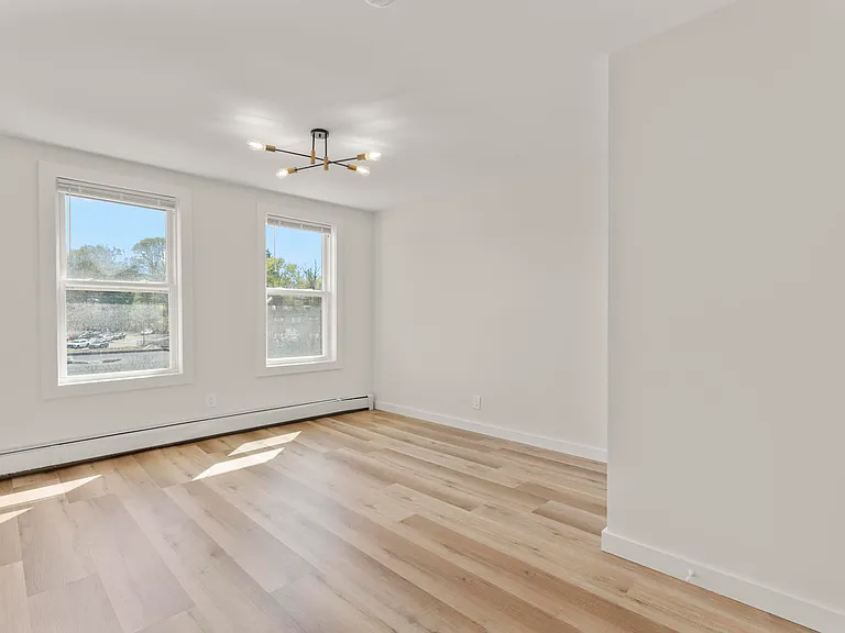 425 N Main St #16 — Photo 10