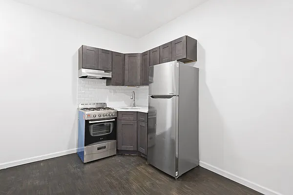 Rented by Compass | media 26