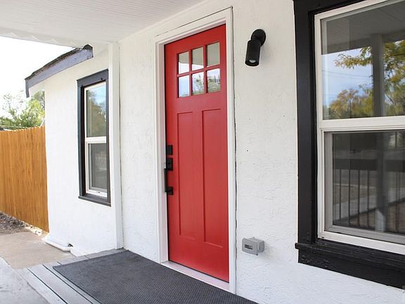 2nd image of 443 Alma Ave