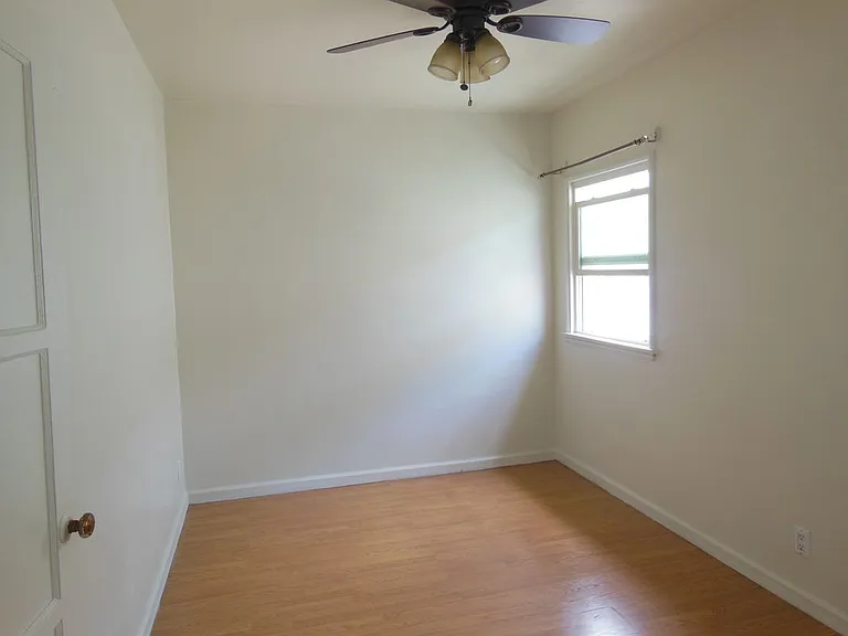 307 N Howard St #B — Photo 8