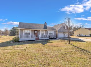 43 Old Halifax Rd, Louisburg, NC 27549