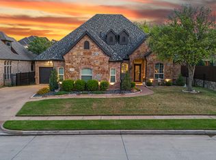 9008 Cedar Bluffs Dr, North Richland Hills, TX 76182