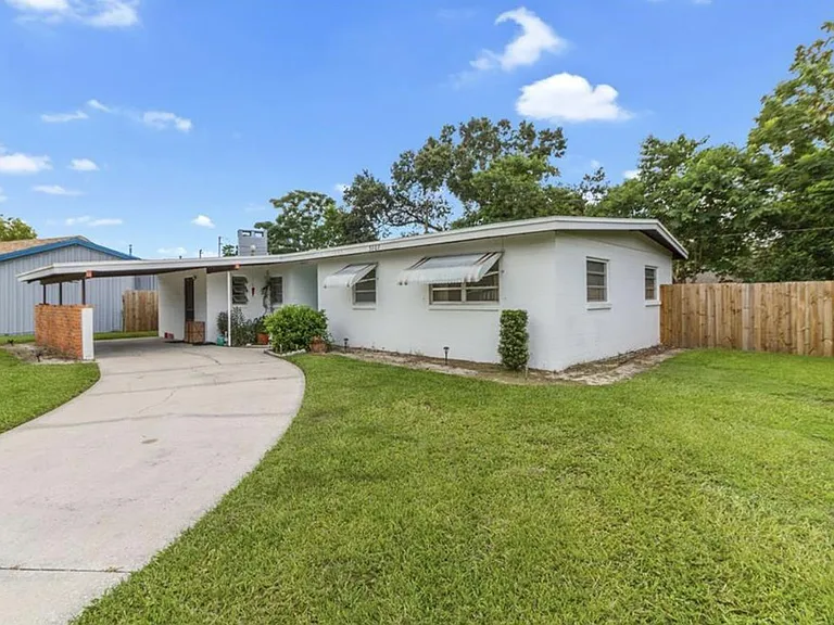 3807 Westwood Rd — Photo 1
