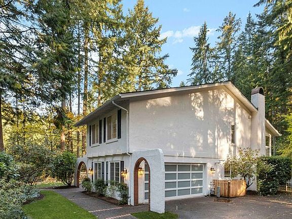 5th image of 3610 130th Ave NE