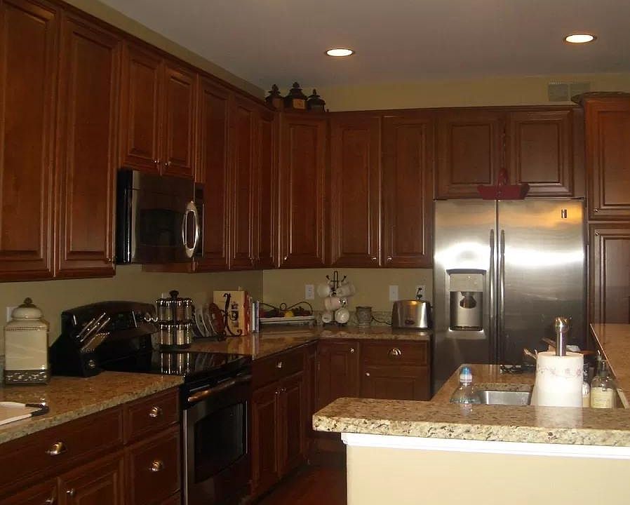 2nd image of 9059 E Panorama Cir #403B